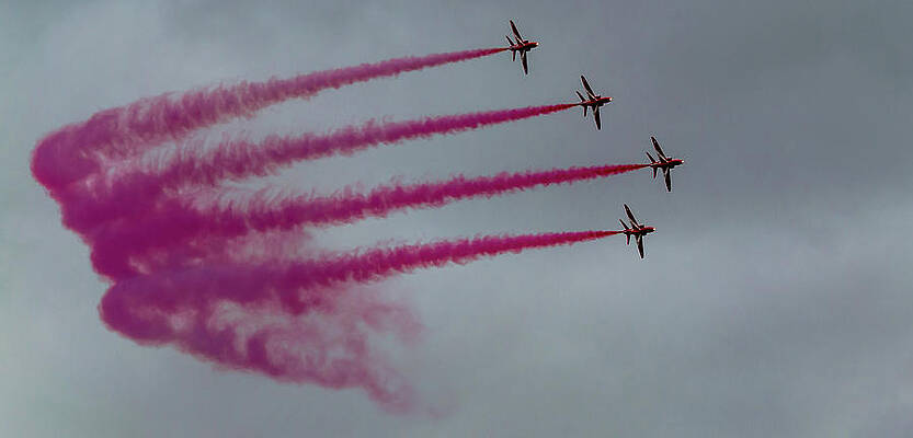 Sky Photograph - RAF Scampton 2017 - Red Arrows Enid Formation by Scott Lyons