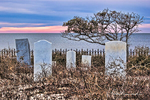 Winter Photograph - Soundfront Cemetery - Salvo 3485 by Dan Beauvais