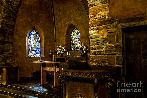 Fall Photograph - The Garrett Chapel by William Norton