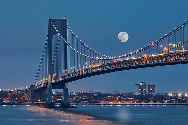 Moon Over Verrazzano-Narrows Bridge Wall Art