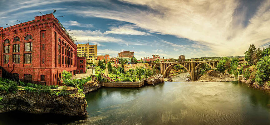 Washington Water Power building and the Monroe Street Bridge in Spokane by Miroslav Liska