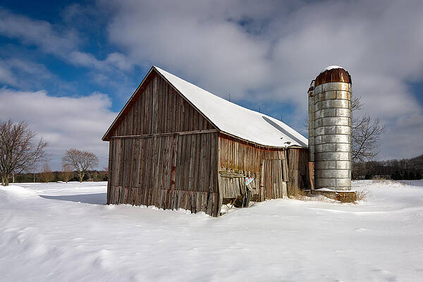 Winter Barn by Steve L'Italien