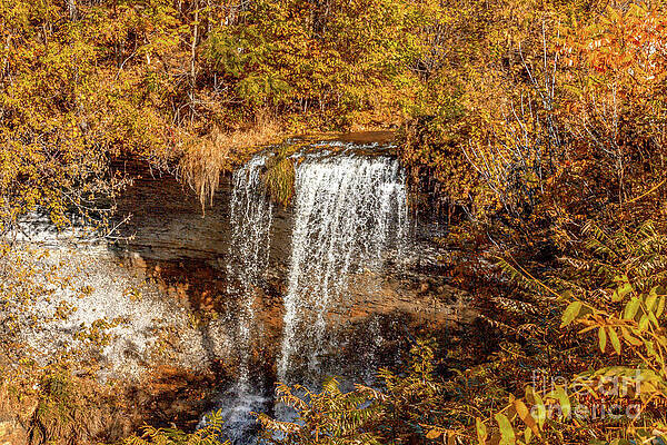 Fall Photograph - Wolcott Falls Ledge by William Norton