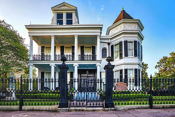 Architecture Digital Art - Garden District, New Orleans, La #1 by Claudia Uripos