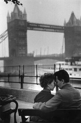 Wall Art featuring the photograph London Lovers #1 by Kurt Hutton