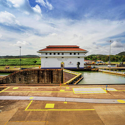 North America Wall Art featuring the digital art Miraflores Lock, Panama Canal #1 by Glowcam