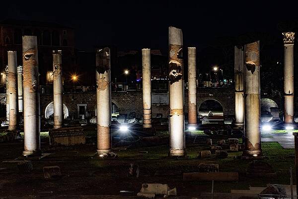 Landmark Photograph - Roma By Night #1 by Robert Grac