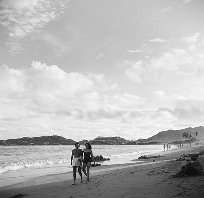 Couple Strolling on a Beach Wall Art