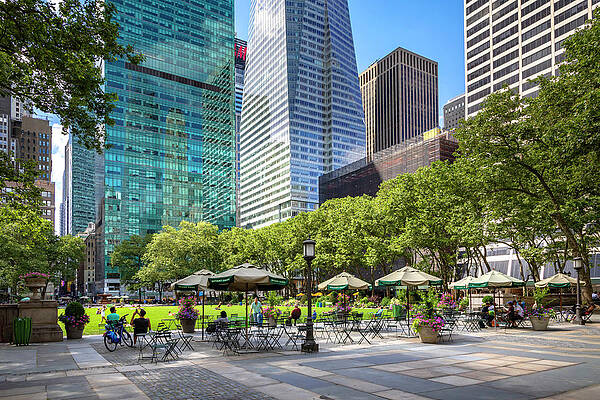 Architecture Digital Art - Outdoor Seating, Bryant Park, Nyc #2 by Lumiere