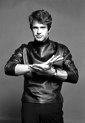 Wall Art featuring the photograph Portrait Of Warren Beatty #2 by Jack Robinson