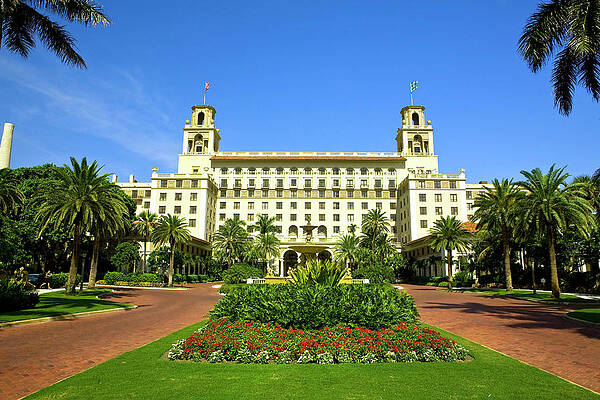 Fountain Wall Art featuring the digital art Breakers Hotel #3 by Laura Zeid