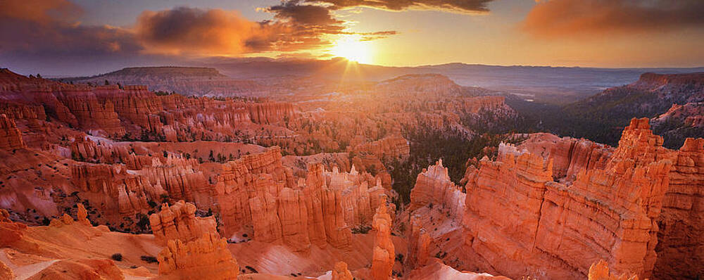 Wall Art featuring the digital art Bryce Canyon At Sunrise, Utah #4 by Maurizio Rellini