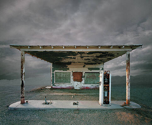 Abandoned Desert Gas Station Wall Art