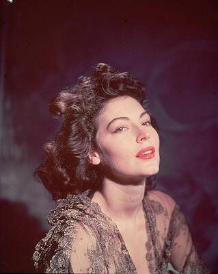 Vintage Glamour Portrait Wall Art