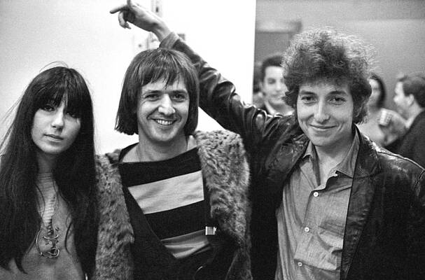 Famous Trio Gathering Smiles Wall Art