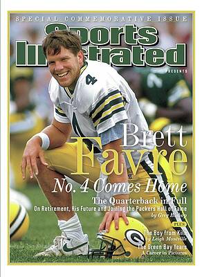 Brett Favre No. 4 Comes Home Wall Art