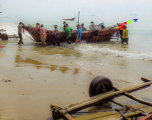 Photograph - Bringing In The Catch by Jeremy Holton