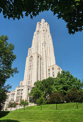 Tourism Wall Art featuring the photograph Cathedral Of Learning Building At The University Of Pittsburgh by Steven Heap