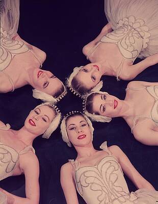 Ballet Dancers in Elegant Formation Wall Art