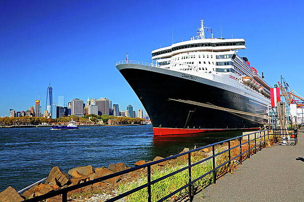 Building Wall Art featuring the digital art Cruise Ship & Nyc Skyline by Gunter Grafenhain