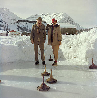 Winter Game on Ice Wall Art