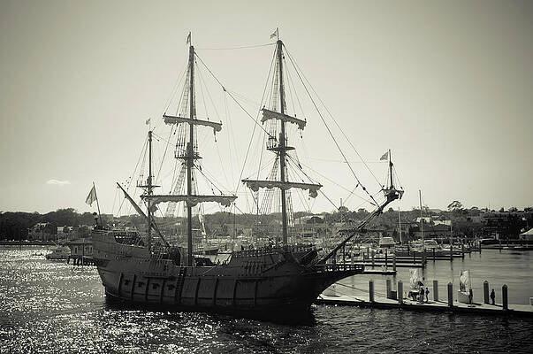 Wall Art featuring the photograph El Galeon Andalucia by Joe Leone