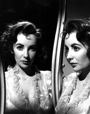 Elizabeth Taylor Reflection Portrait Wall Art