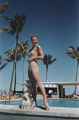 Poolside Glamour in Sunny Resort Wall Art