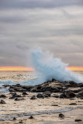 Sky Wall Art featuring the photograph Explosive Sea 3 by Jeff Sinon
