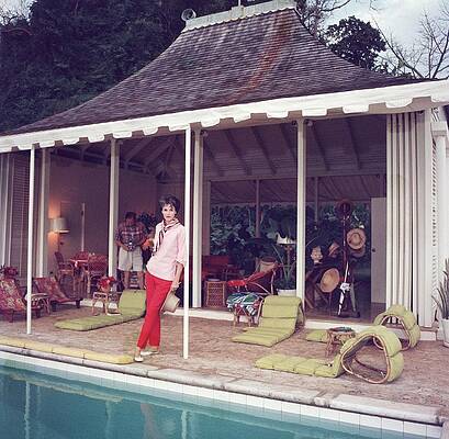 Chic Poolside Retreat Wall Art