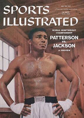 Patterson Gears Up for Heavyweight Bout Wall Art