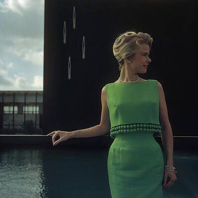 Elegant Woman in Green Dress Wall Art