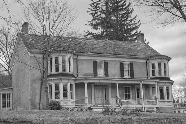 Wall Art featuring the photograph Historic Mansion With Towers - Waterloo Village by Christopher Lotito