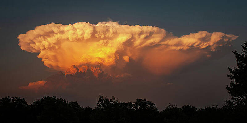 Cloud Photograph - Kansas Thunderhead by Jeff Phillippi