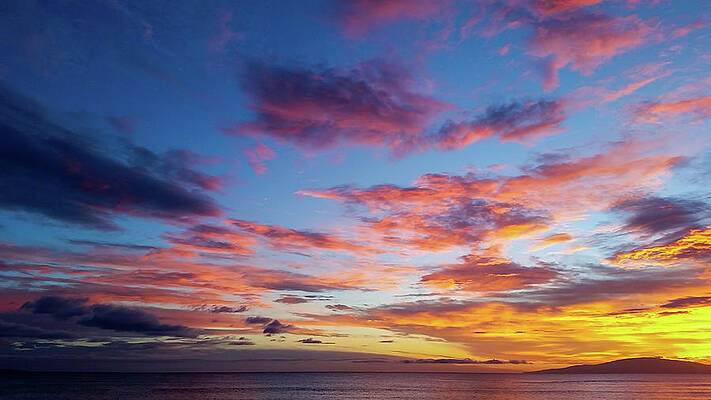 Hawaii Wall Art featuring the photograph Kihei Sunset by Chris Spencer