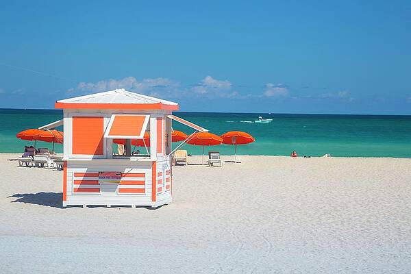 North America Wall Art featuring the digital art Kios In South Beach, Miami by Claudia Uripos