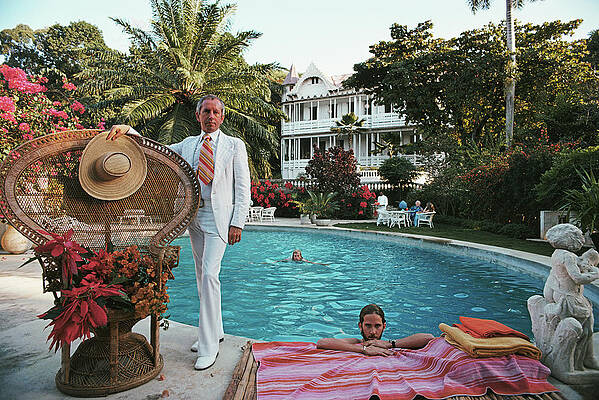 Elegant Poolside Gathering at a Mansion Wall Art