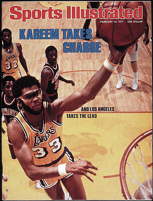 Kareem Abdul-Jabbar Scores for Lakers Wall Art