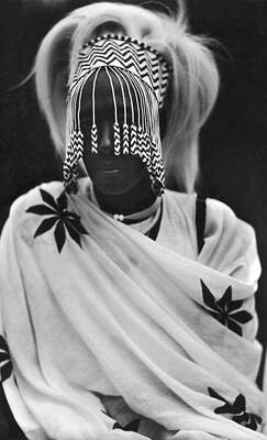 Wall Art featuring the photograph Mother Of Mutara IIi by Paul Popper popperfoto