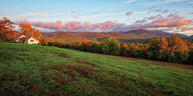 Cloud Wall Art featuring the photograph Mountain View by Jeff Sinon
