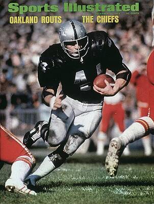 Oakland Raiders Football Action Wall Art