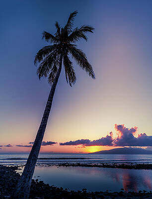Hawaii Wall Art featuring the photograph Olowalu Maui Sunset by Chris Spencer