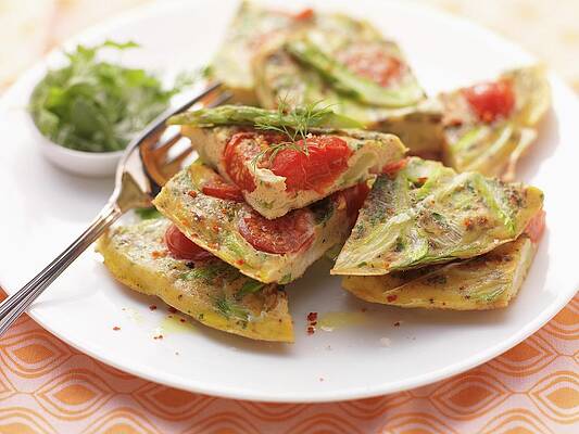 Omelette With Asparagus And Tomatoes Print
