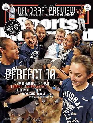 Perfect 10 Celebration with Geno Auriemma Wall Art