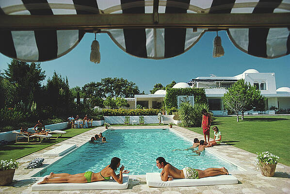 Luxurious Poolside Relaxation Wall Art