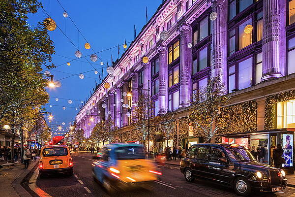 U S Wall Art featuring the digital art Selfridges Dept Store, London, England by Reinhard Schmid