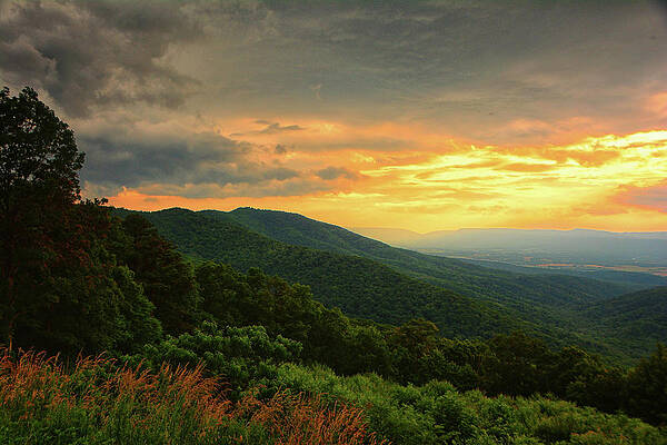 Three Sisters Shenandoah Sunset With George Washington Range In Background With Jeremys Run Print
