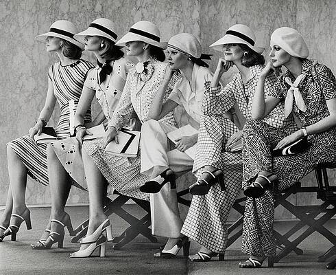 Sunshine Wall Art featuring the photograph Six Models In Hats by Oliviero Toscani