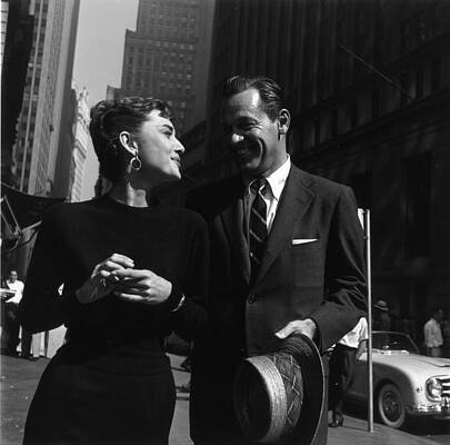 Stylish Couple in City Street Wall Art