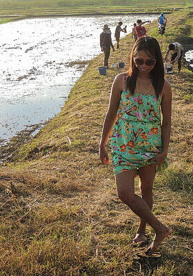 Photograph - The Dancing Girl by Jeremy Holton